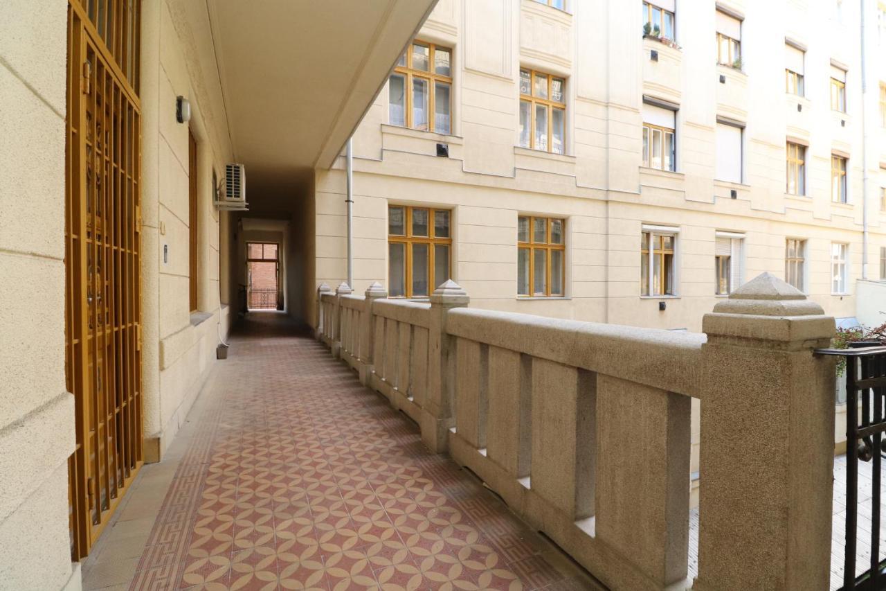 Broadway Downtown Deluxe Budapeste Exterior foto